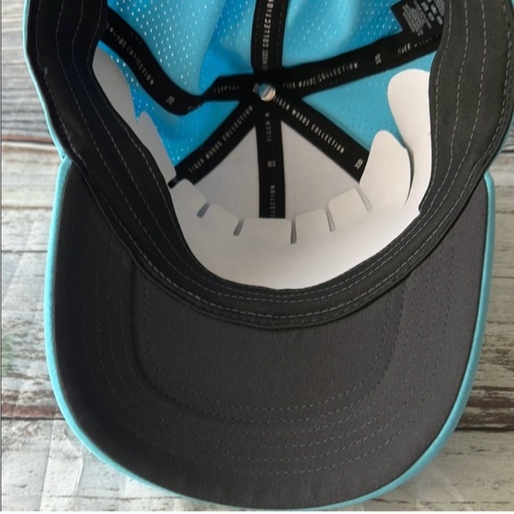 Nike Tiger Woods Legacy91 Golf Hat – S/M Flex Fit – Turquoise Cap with Logo - Picture 5 of 9